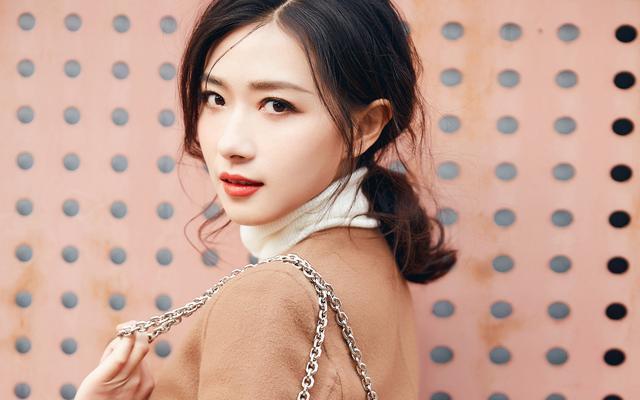 女生爱上你后, 会有这五个表现!