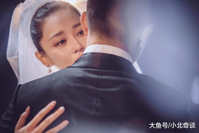 演员张馨予与军人结婚的事件曾引