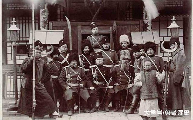 1900年，八国联军侵华。开平
