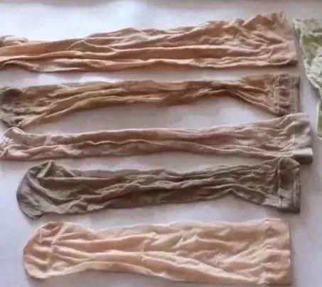 把丝袜垫盆底, 养花不烂根