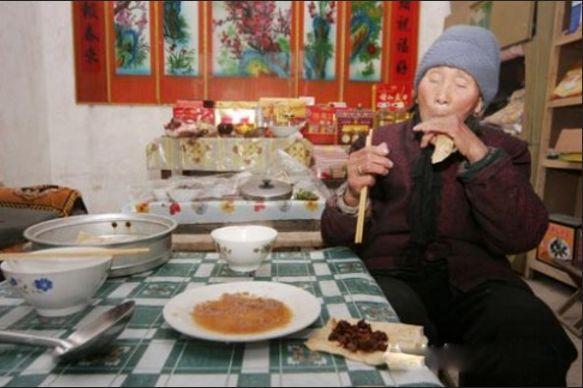 农村留守老人, 儿女们不在家和在家的饭菜不一样