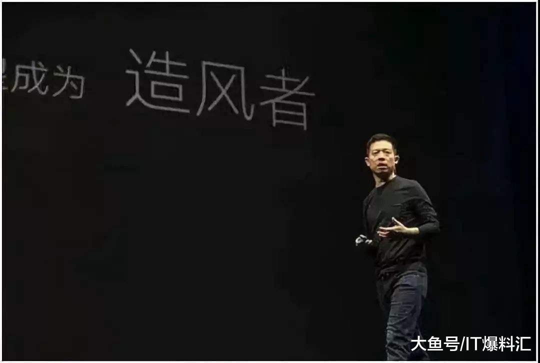 新浪记者郑峻说，有业内大佬告诉