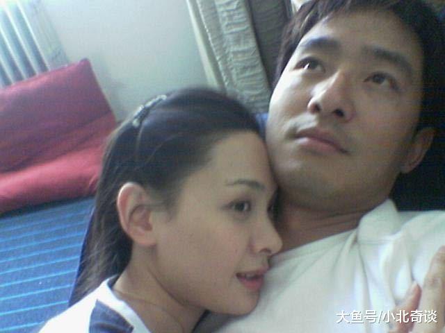 程莉莎晒出10年前的与郭晓东的