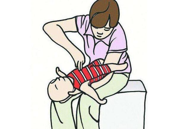 宝宝噎到怎么办? 父母都要学的急救方法