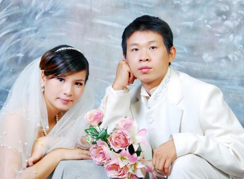 婚礼现场, 伴娘将鞋子藏在这个地方