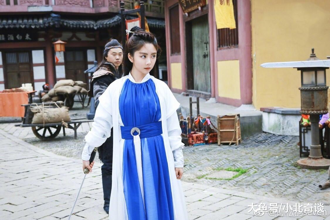 一直都是乖乖女形象的谭松韵，做