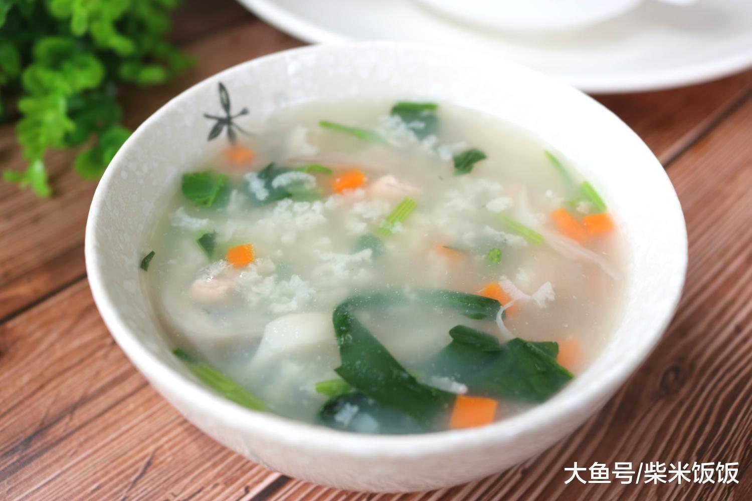 天气越来越冷了，早餐煮一碗这样