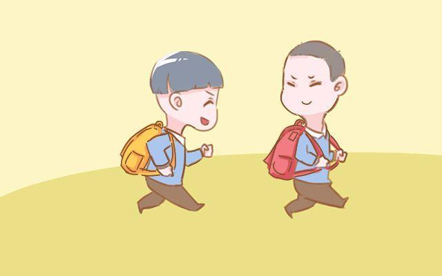 很多家长接孩子放学的时候, 会替孩子背书包, 这算溺爱吗?