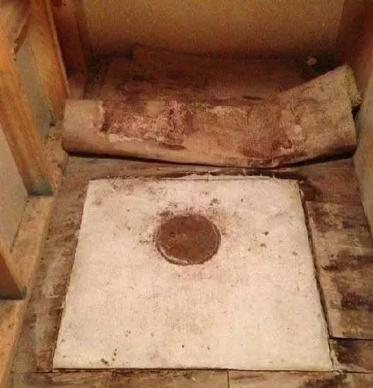 搬家发现一个箱子: 打开后高兴了!