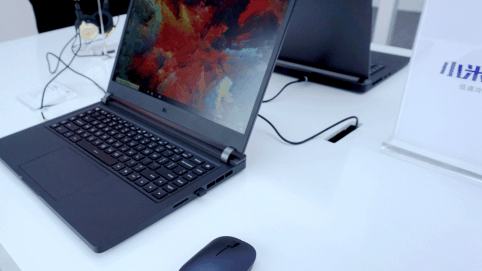 小米新品发布会最满意的不是MIX2S, 而是这个大家伙, 冷酷到底