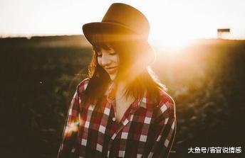 我看到你对她这样好, 才知道你从没爱过我