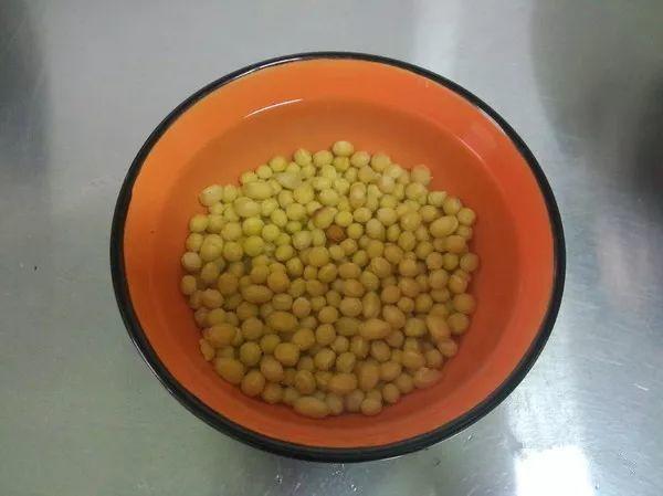 酱黄豆这么做, 上桌以后, 红烧肉都没人吃了!