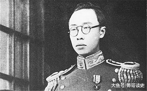 1924年，溥仪从醇亲王载沣府