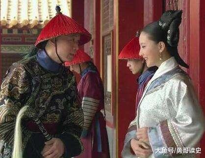 清朝时期，宫女进入宫廷之初，都