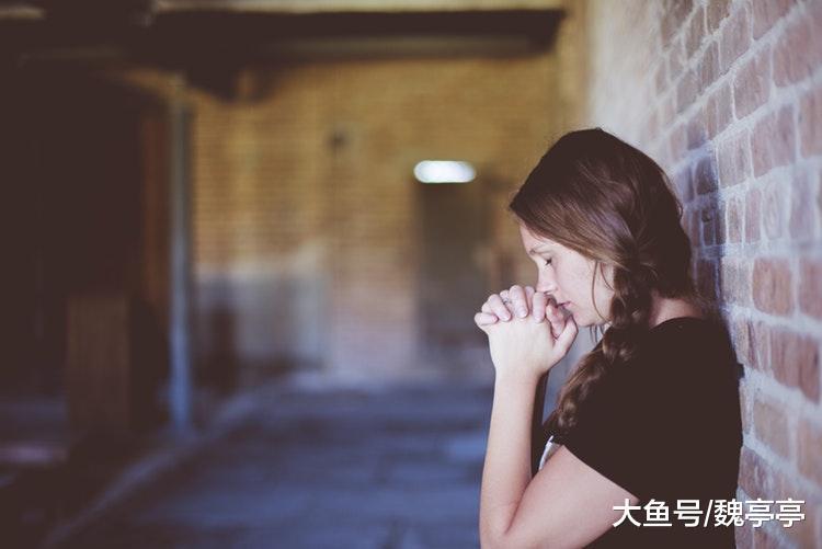 如何从一个女人的穿衣打扮看出一
