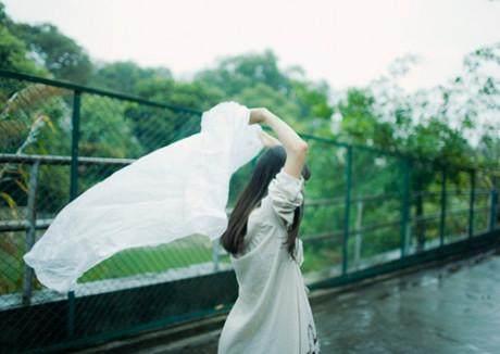 18句唯美悲伤的句子, 句句戳心