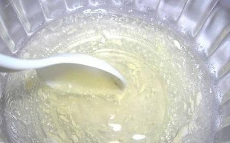 家里绿萝病蔫蔫的不长, 喂个鸡蛋, 蹭蹭爬上墙!