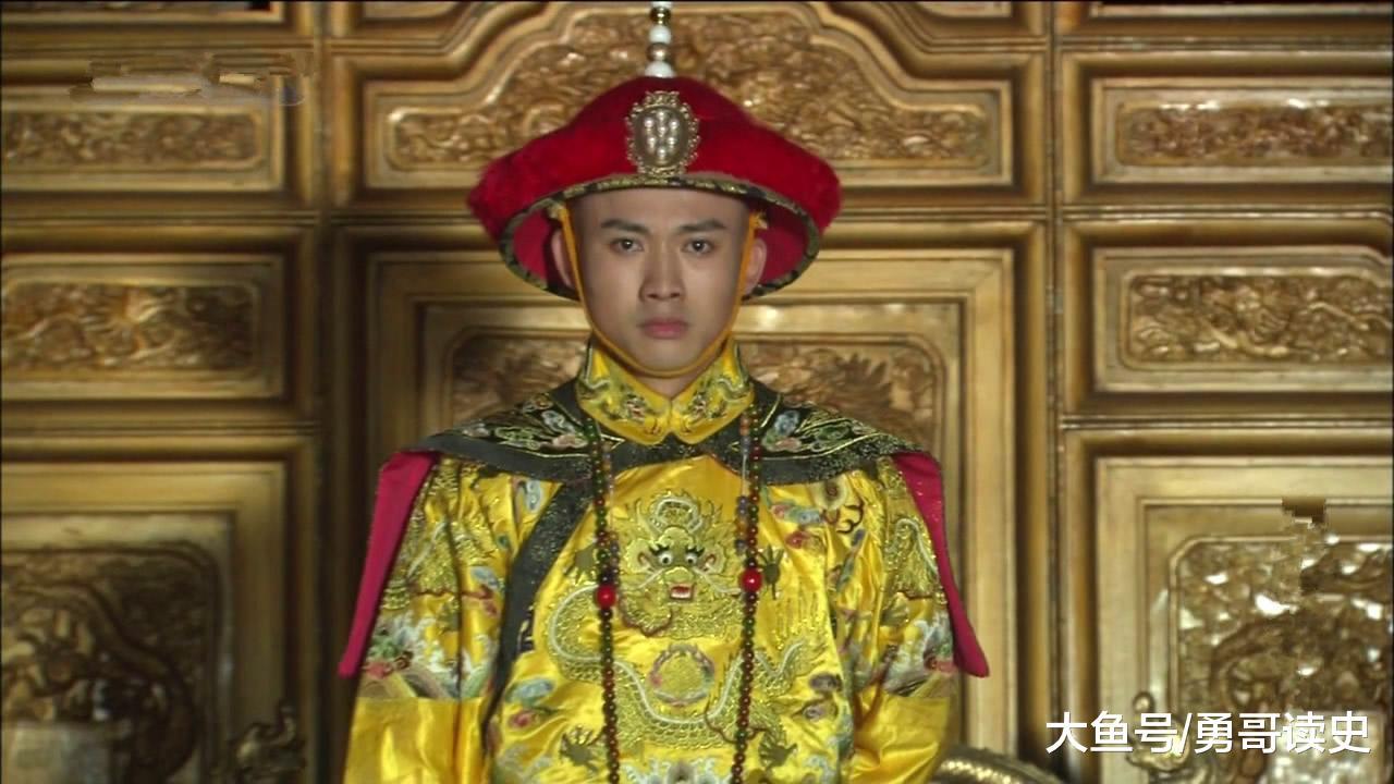 嘉庆皇帝精通戏曲，排演新戏、分