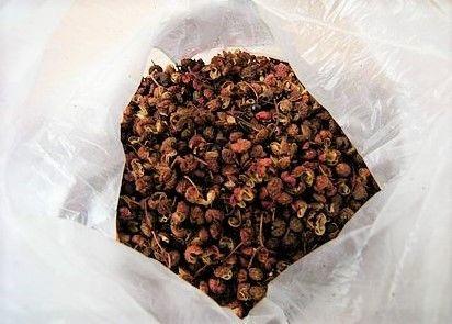 米面生虫真麻烦, 扔瓣蒜进去, 2年没生1只虫!