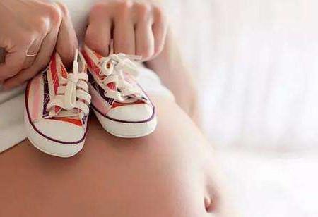 想让分娩少些疼痛更加顺利? 这2件事孕妈要重视