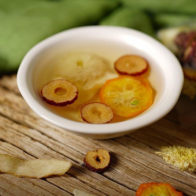 常吸烟会头痛? 这些食物是肺部“清道夫”, 每天一杯清除肺部垃圾