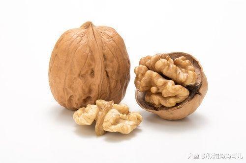 春节期间, 适合孕妇吃的8种干果  妈妈健康宝宝更聪明