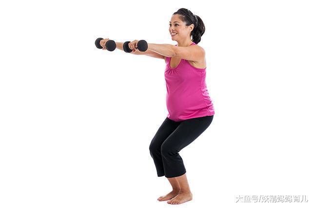 生孩子怕疼怎么办? 3个待产深蹲动作缓解分娩疼痛