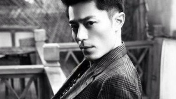 低调内敛的霍建华，荧屏佳作不断，踏上了星光璀璨的演艺之路