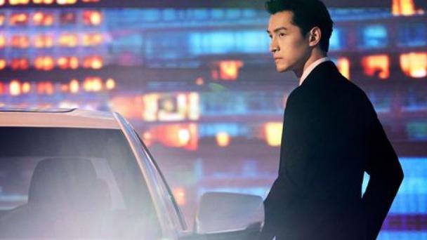 经历磨难成就华丽蜕变，胡歌克服劫难，戏里戏外皆逍遥