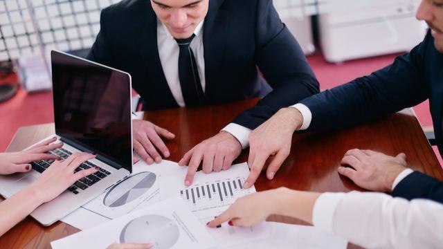 企业文化是鸡汤还是洗脑的工具