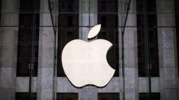 iOS13只支持到iPhone 7以后, 全新UI, 新的黑暗模式