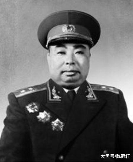 1959年在庐山会议上，作为黄