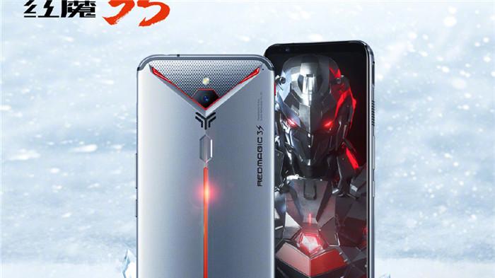 ROG2的风扇散热惨败，这款游戏手机内置“空调”，关键售价还低！