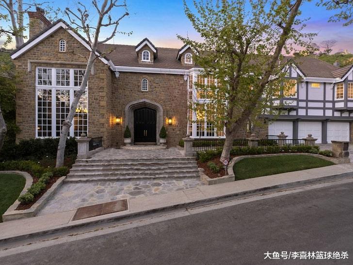 安东尼·戴维斯在洛杉矶没买房，