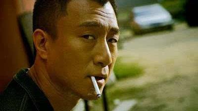 孙红雷：你们狗仔有你们的团队，华强有华强的朋友。你们拍我是给我面子，我让你们拍是给足你面子。