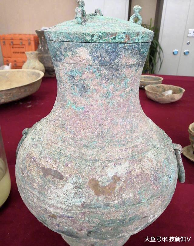 【#西汉古墓挖出2000年前仙