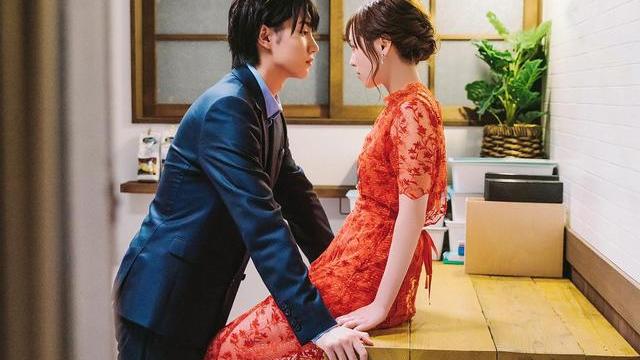 《人渣的本愿》里的粟屋麦，这次变成了霸道总裁