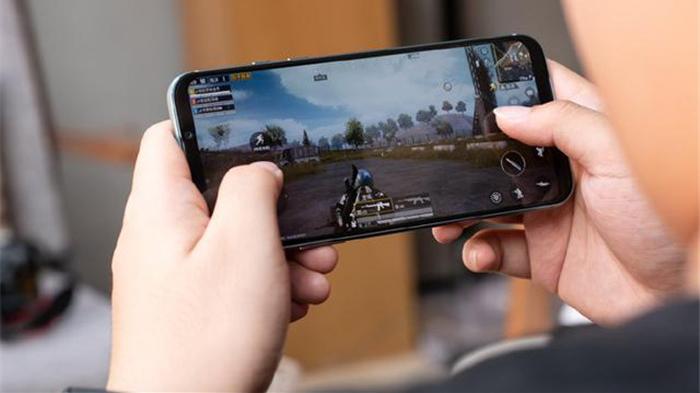 性能硬核的3款游戏手机，散热无人超越，“锤爆”iPhone！