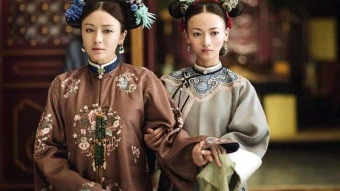 延禧攻略：《延禧攻略》：都是皇后，为何富察皇后头戴绒花，娴妃满头珠宝？