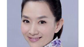 『王芳』45岁知名主持人和61岁搭档，老公、同事傻傻分不清？粉丝不输网红