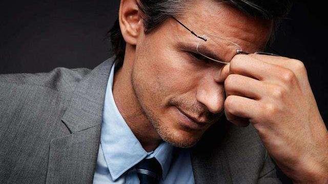 胃癌■加速男性朋友身体衰老的不良习惯，熬夜仅排倒数第一