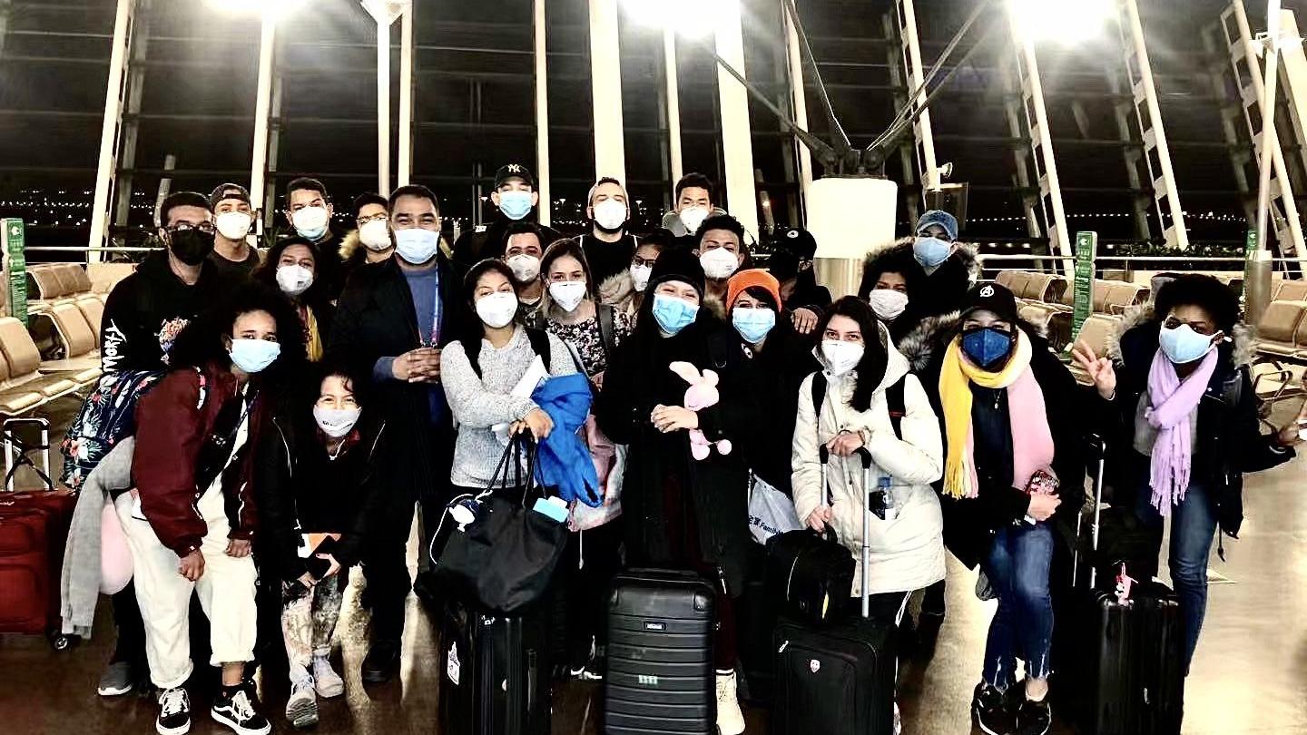 是哪个国家培养的这些巨婴，请他们领回去好吗？