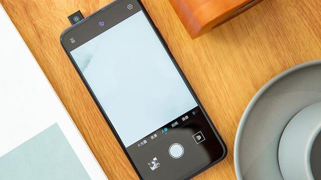 为什么千元机电池5000mAh，而旗舰机却只有4000mAh？一起来看看吧