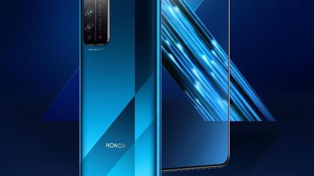 麒麟820+RYYB高感光+90hz高刷屏，1899元起，荣耀X10首销8分钟破10万台