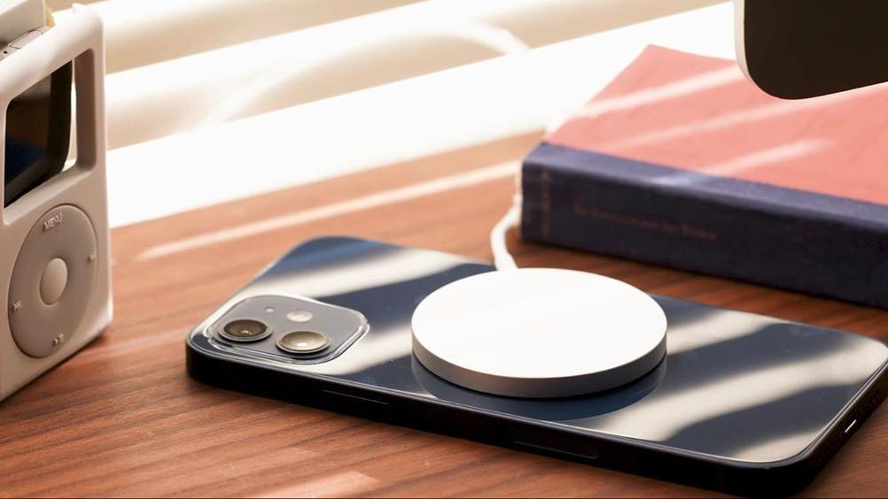 iphone12|iPhone 12和三星Note20选谁？老外的选择惊人一致