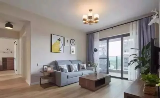 小户型遇上“细”设计，88㎡装出三室两厅的效果，衣帽间阳台真棒