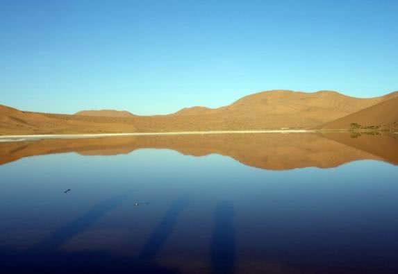 世界上6个地方的奇闻怪事，至今仍穿古装