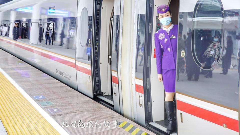 乱码的旅行故事 2.6亿打造的平度第一座高铁站 到北京仅需2个半小时 成新地标景观
