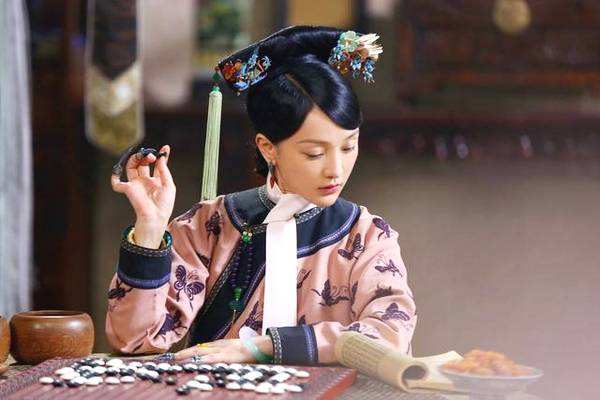 如懿传|两年后才刷《如懿传》，我想为周迅鸣个不平