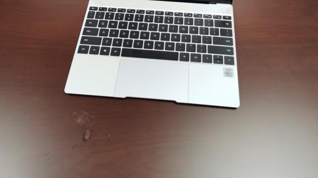 出道即巅峰的华为MateBook X轻薄本，秀出”智慧，性能“新高度